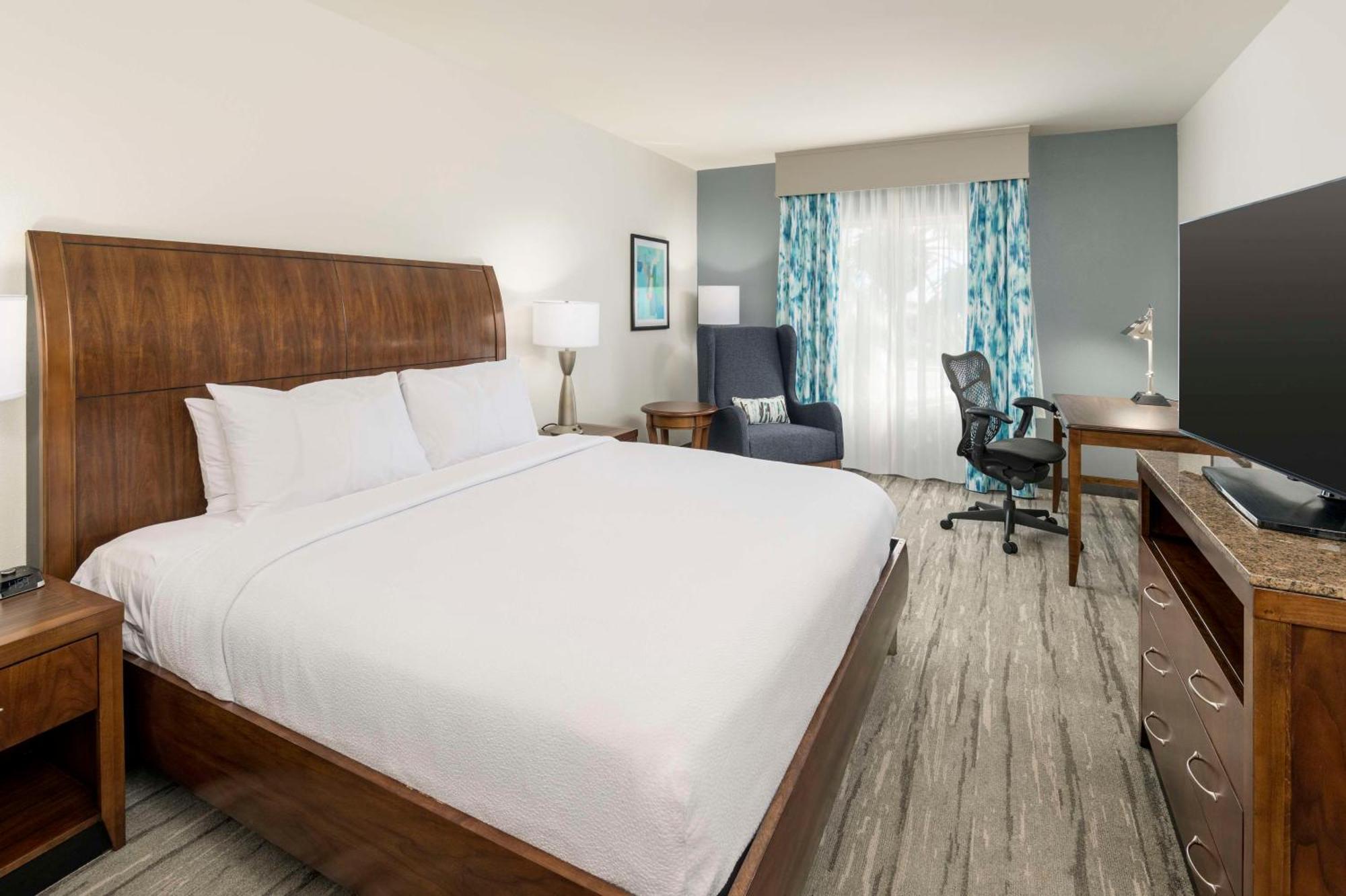 Hilton Garden Inn Boca Raton Exterior photo