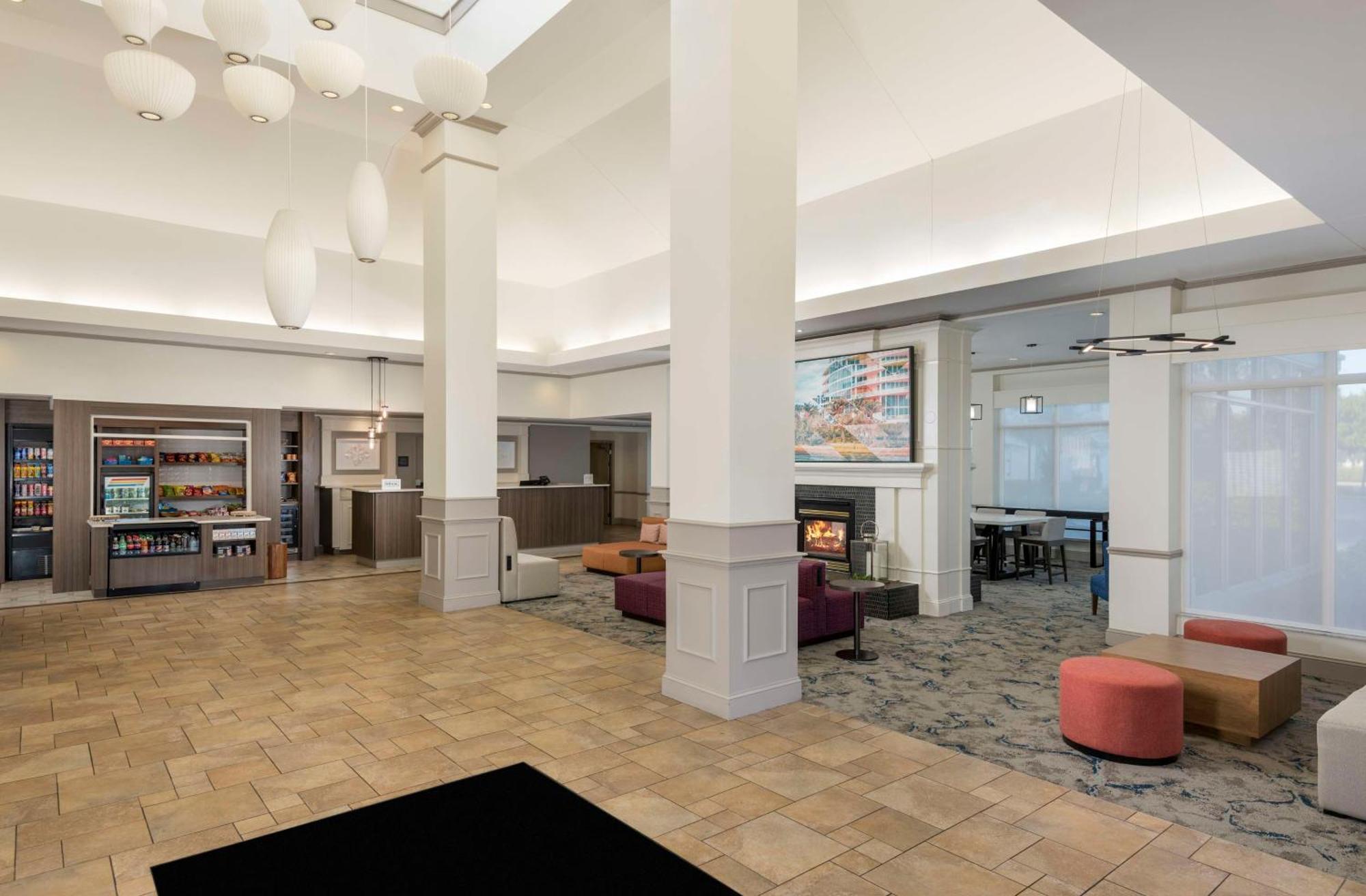 Hilton Garden Inn Boca Raton Exterior photo