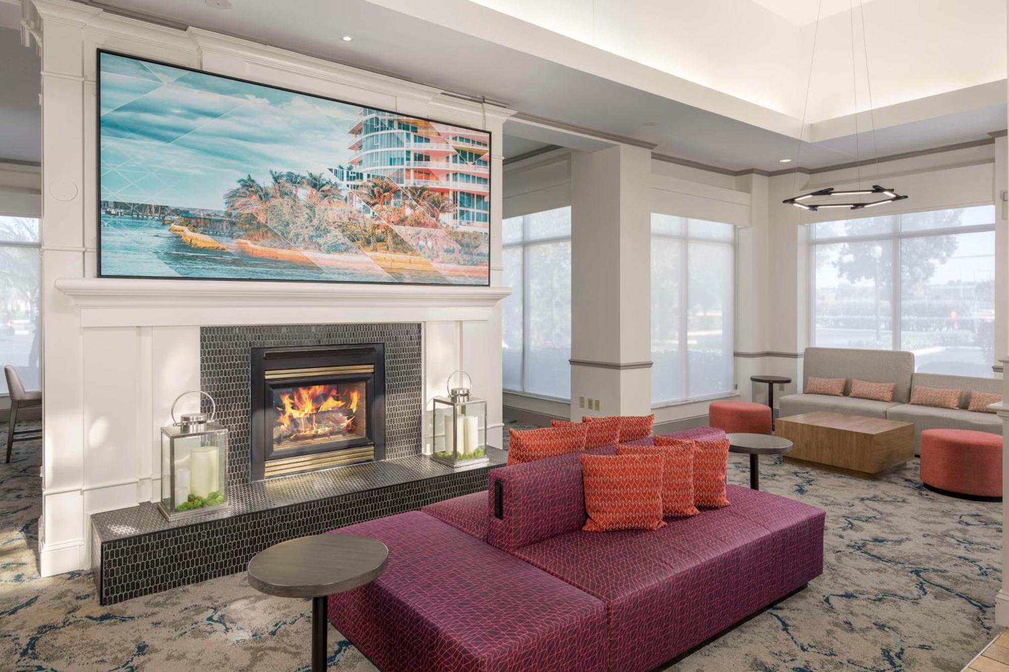 Hilton Garden Inn Boca Raton Exterior photo
